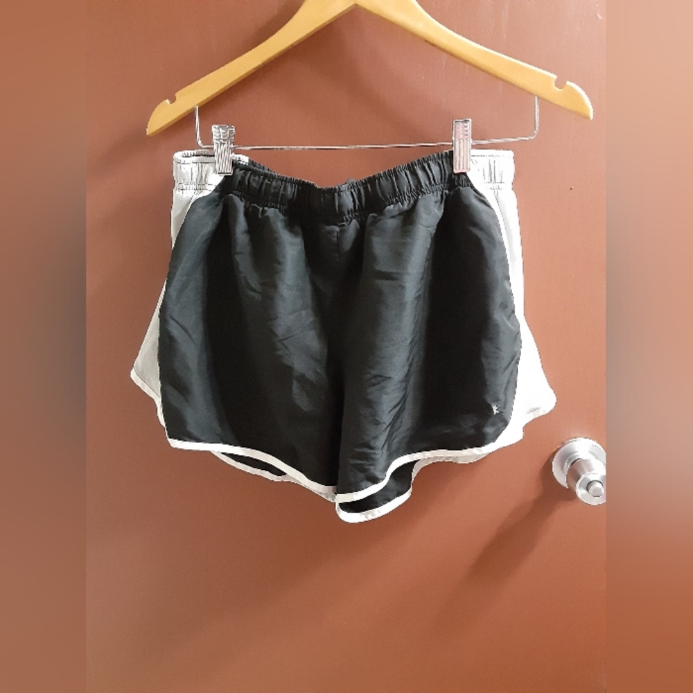 Danskin Black and White Athletic Shorts Womwn's Size L (10-12) Active Running